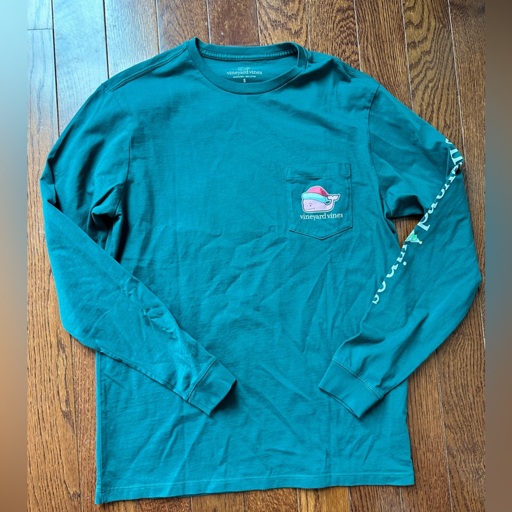 Vineyard Vines Green Long Sleeve with Pink Whale